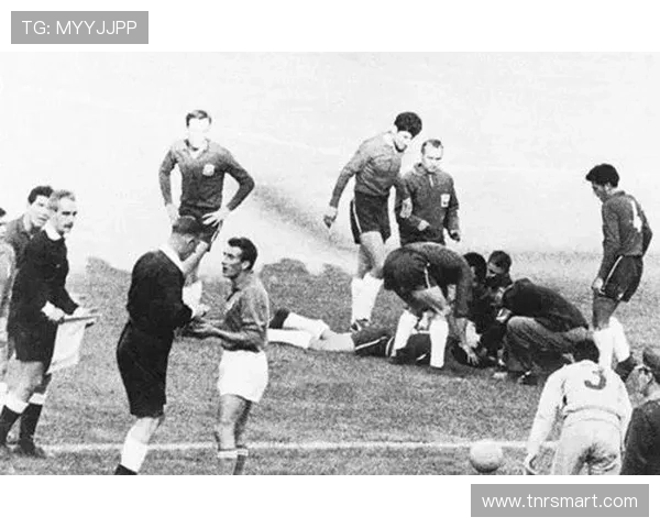 足球战争中崭露头角的球星是谁的成长与辉煌之路