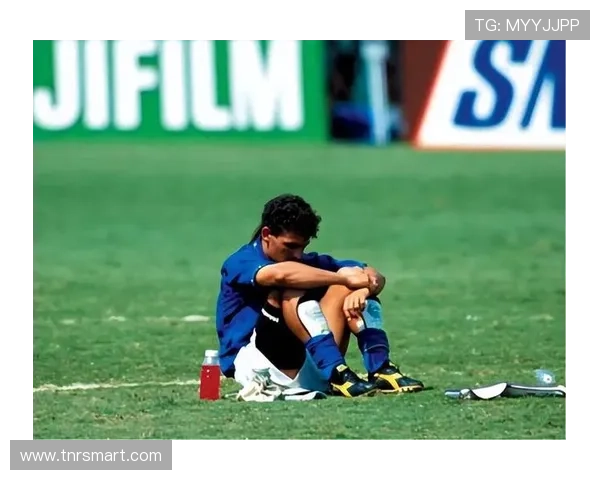 足球球星为何偏爱穿十号球衣背后的历史与文化意义探究