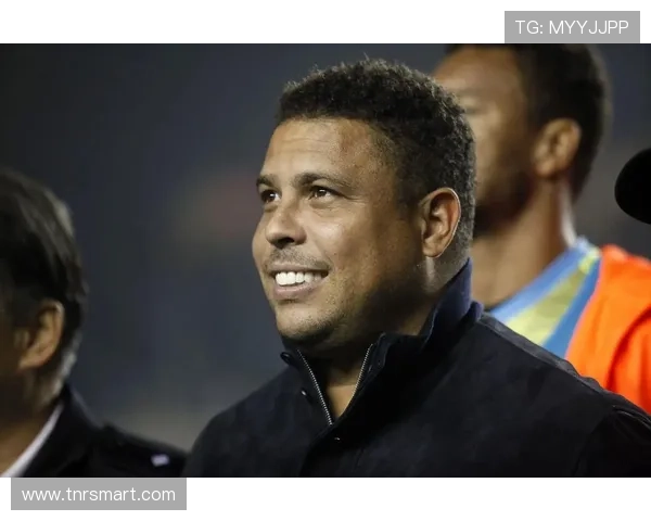 黑胖子足球球星盘点：从罗纳尔多到恩瓦科，如何超越身材成就传奇